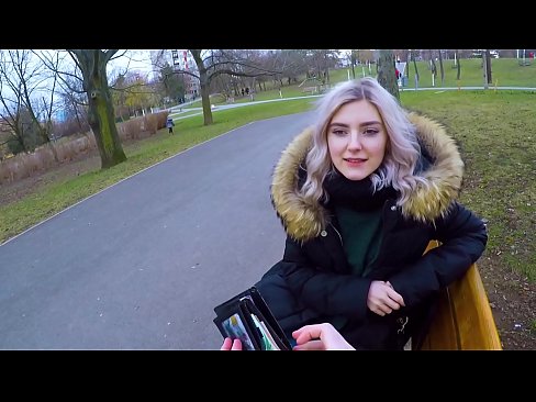 ❤️ Sluger en fremmed mands varme sperm for penge - blowjob i parken af Eva Elfie ❌ Porno at da.123sex.ru ❌